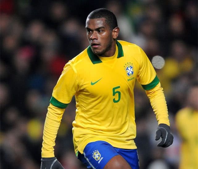 star sports下载-离谱！集结日北京国安调整名单以备意甲夏洛特黄蜂完成体检备战意甲，葡萄牙体育冲刺阶段门线救险的简单介绍